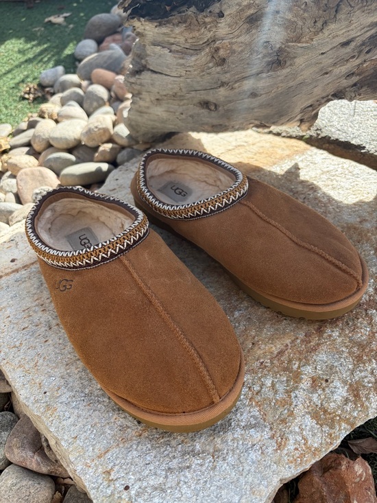 UGG Tasman Slippers Men\'s 9 Chestnut Suede Shearling Lined‎ Slip On 5950